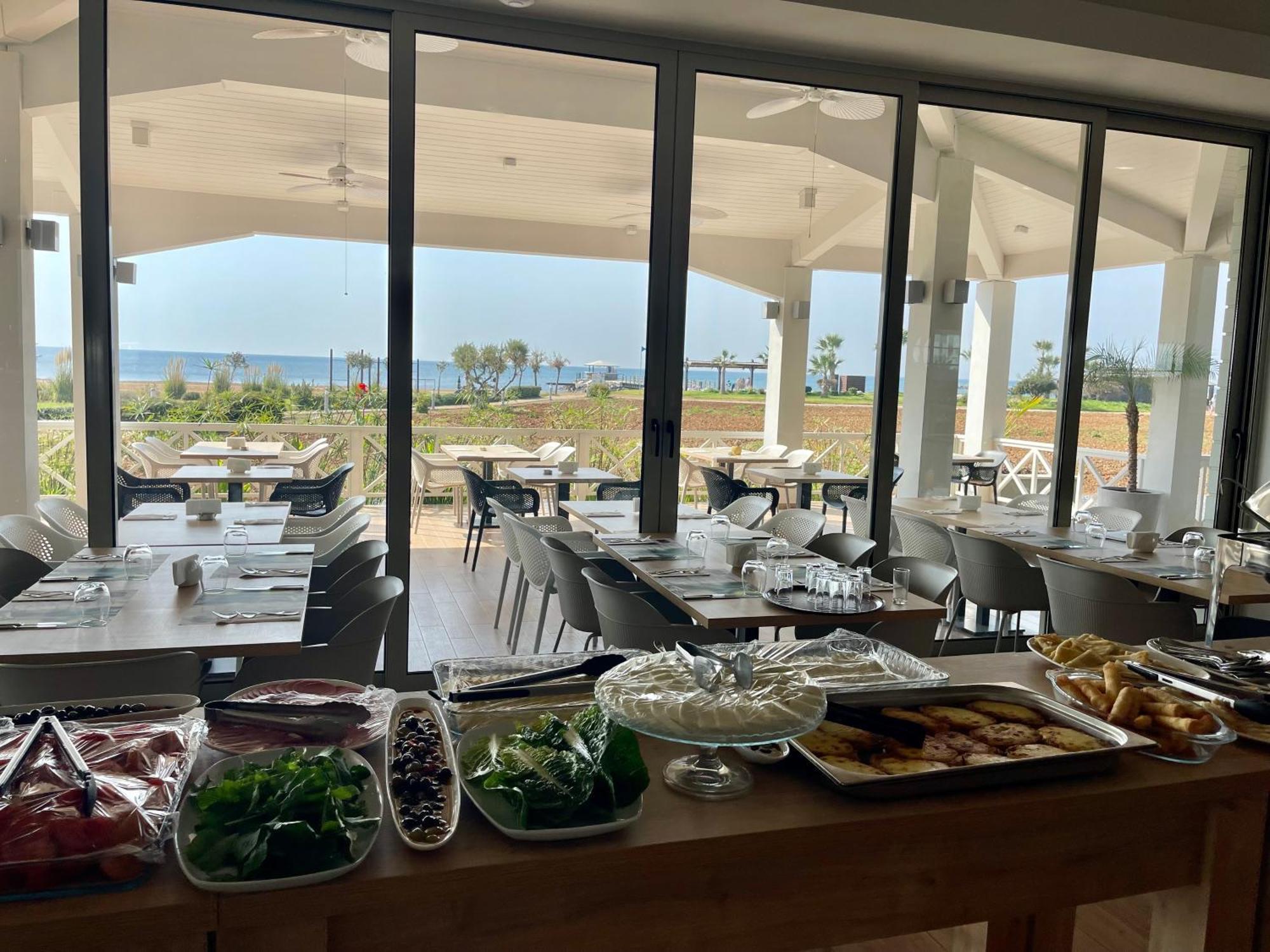 Relaxing Penthouse Suites By The Sea Vokolidha Екстериор снимка