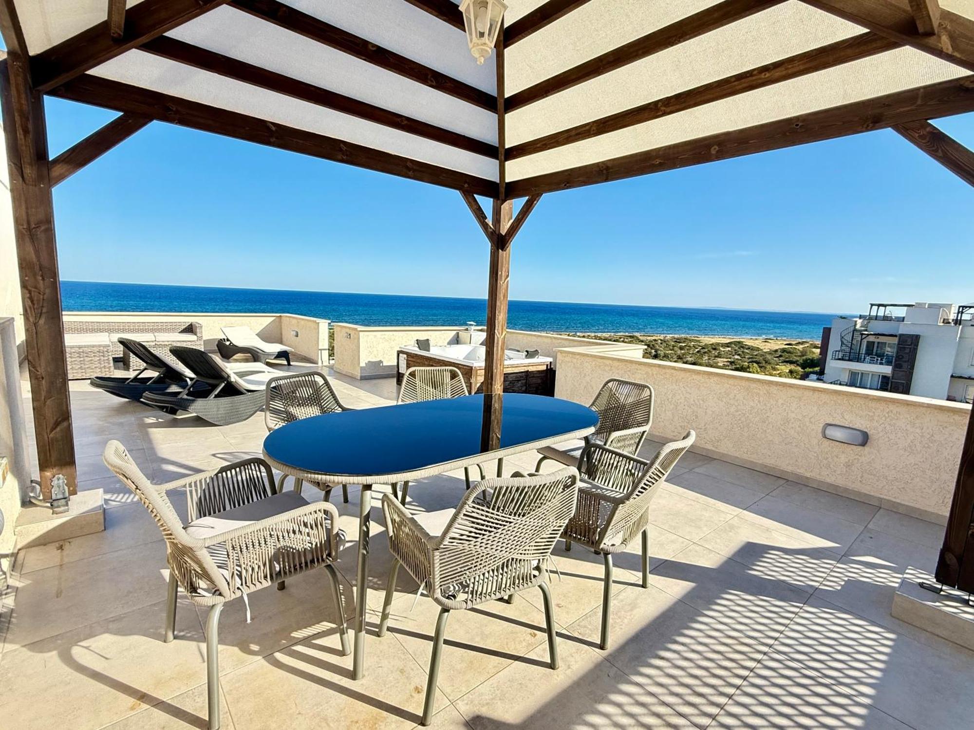 Relaxing Penthouse Suites By The Sea Vokolidha Стая снимка